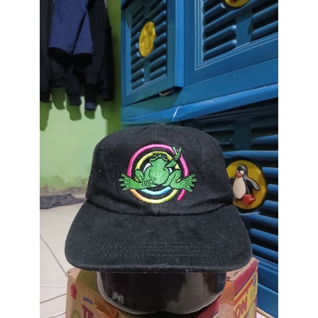 topi kodok