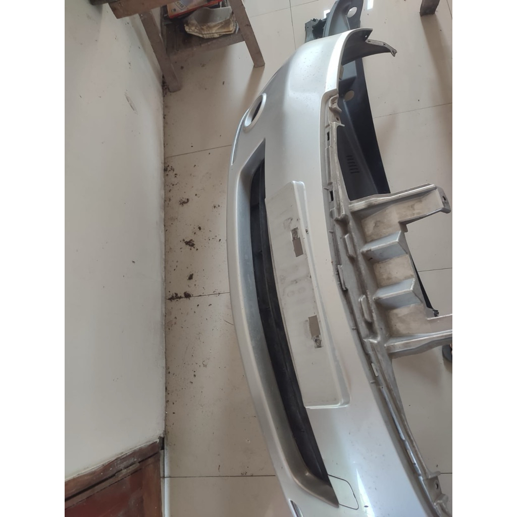 bumper grand Livina