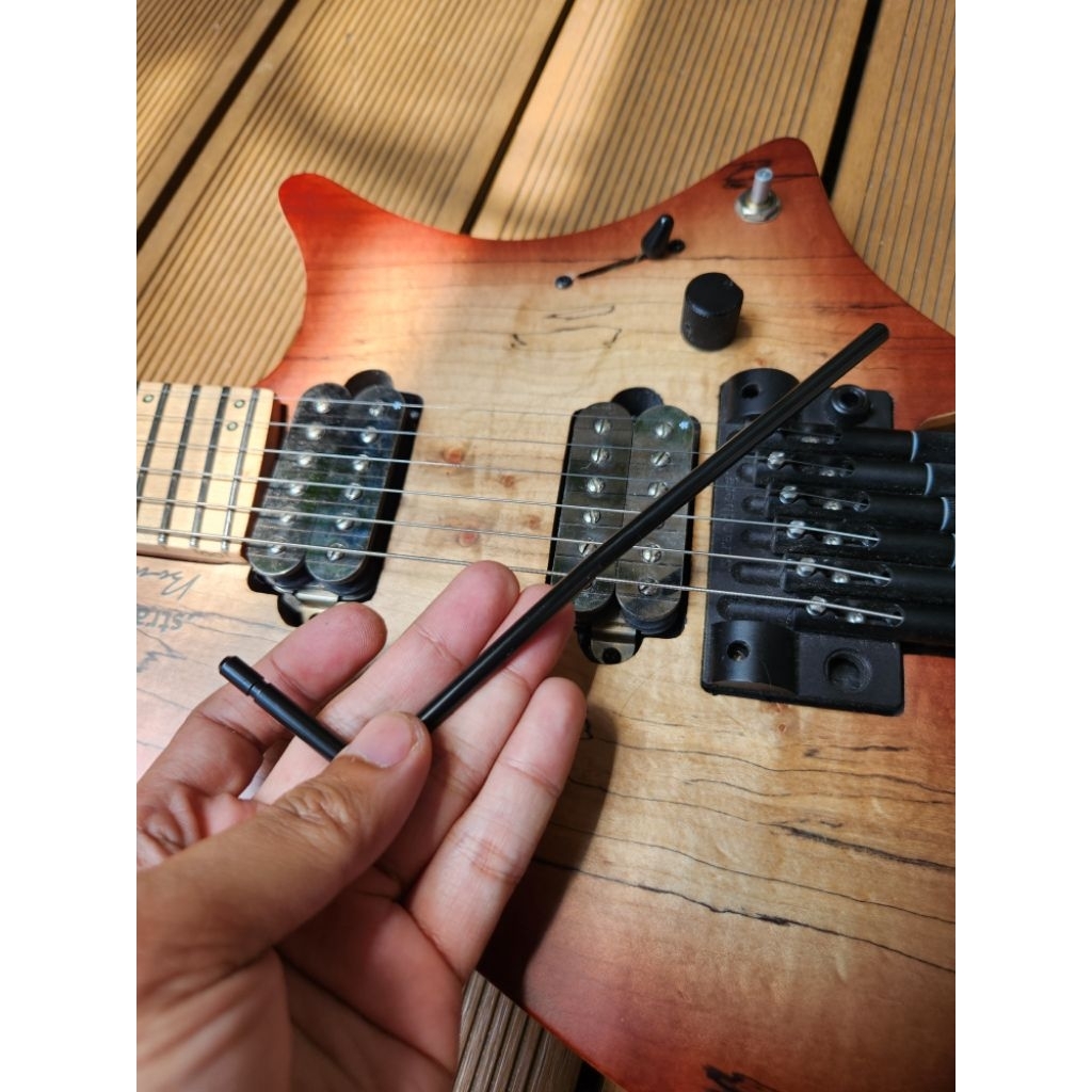 Handle Tremolo Gitar Strandberg Headless