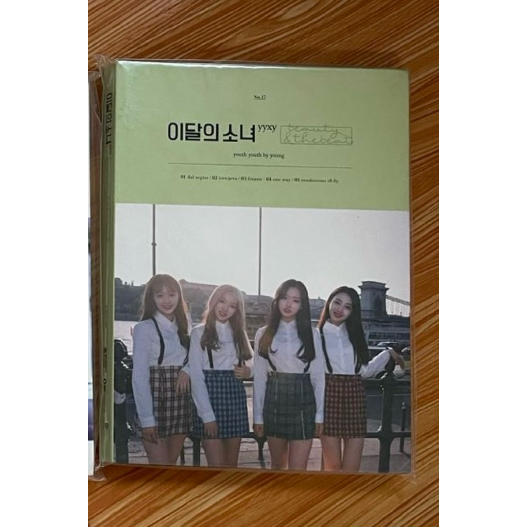 ALBUM LOONA ALBUM YYXY BEAUTY & THE BEAT