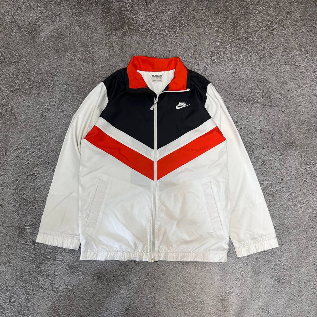 Nike windbreaker