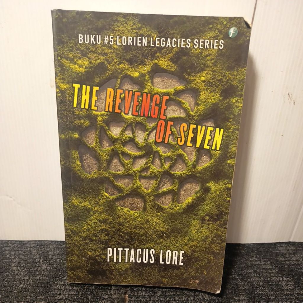 the revenge of seven - pittacus Lore (preloved buku ori)