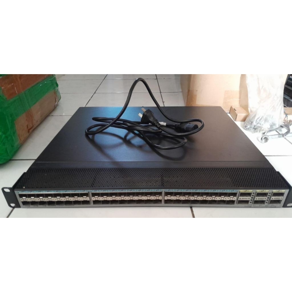 Huawei Cloud Engine CE6851-48S6Q-H