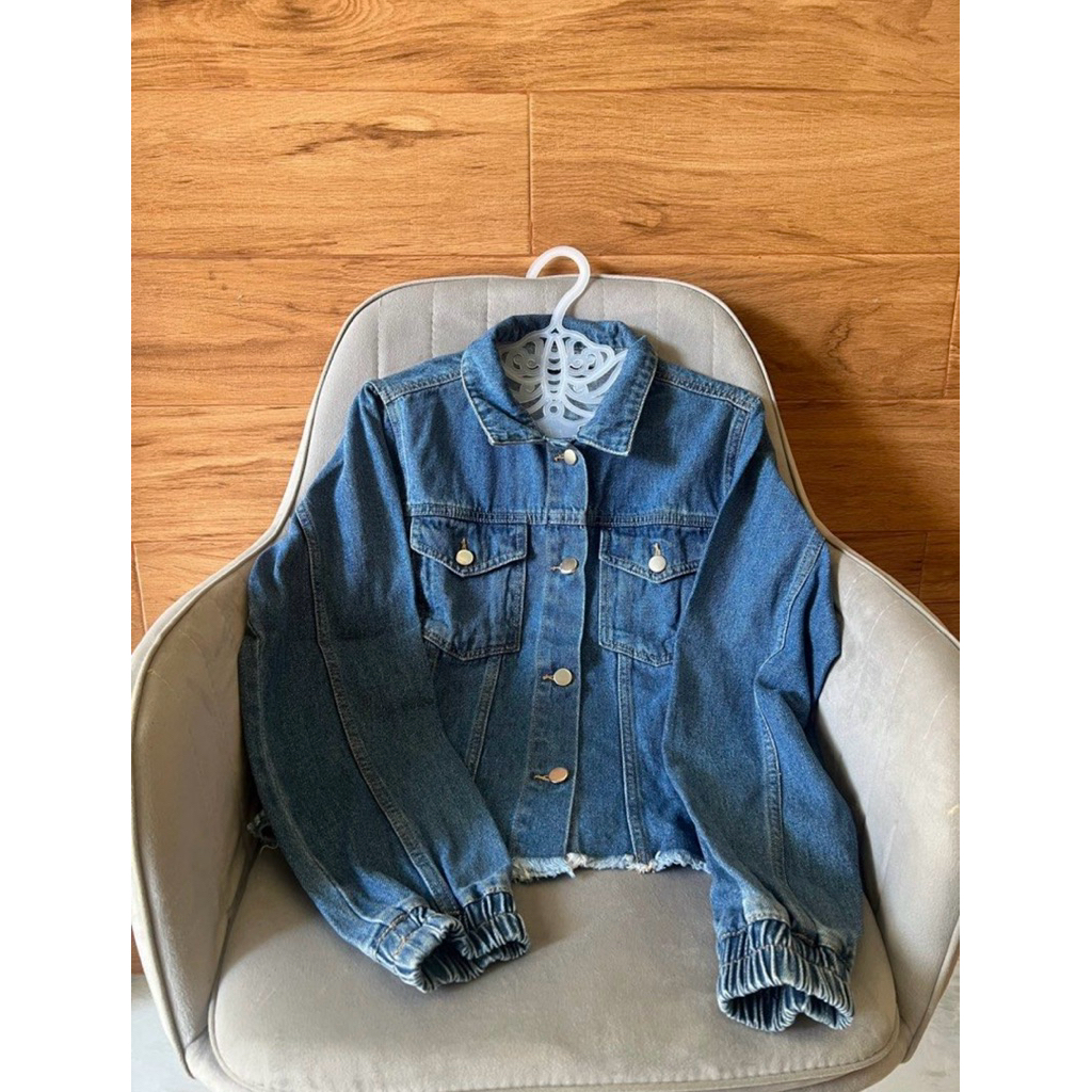 The executive jacket jeans