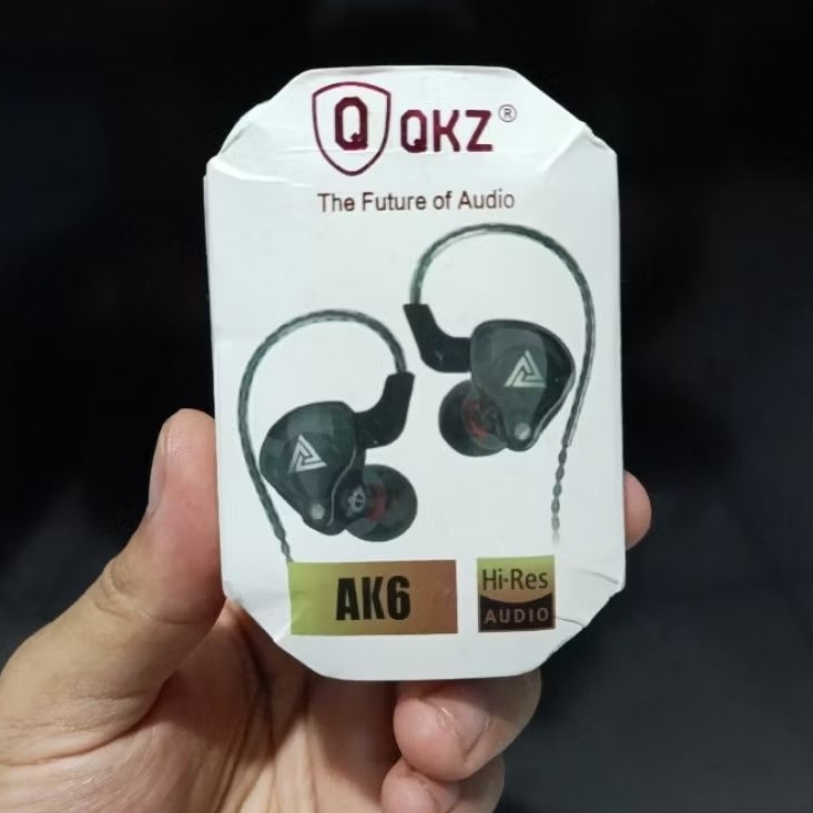 Headset KZ Earphone Kabel Berkualitas Suara Lebih mantap dibanding TWS