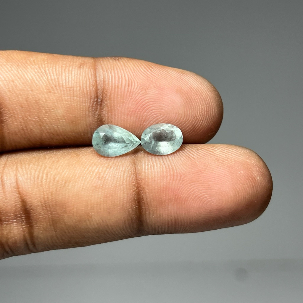 Natural Aquamarine beryl batu Aquamarine beryl pcs 2 Aquamarine