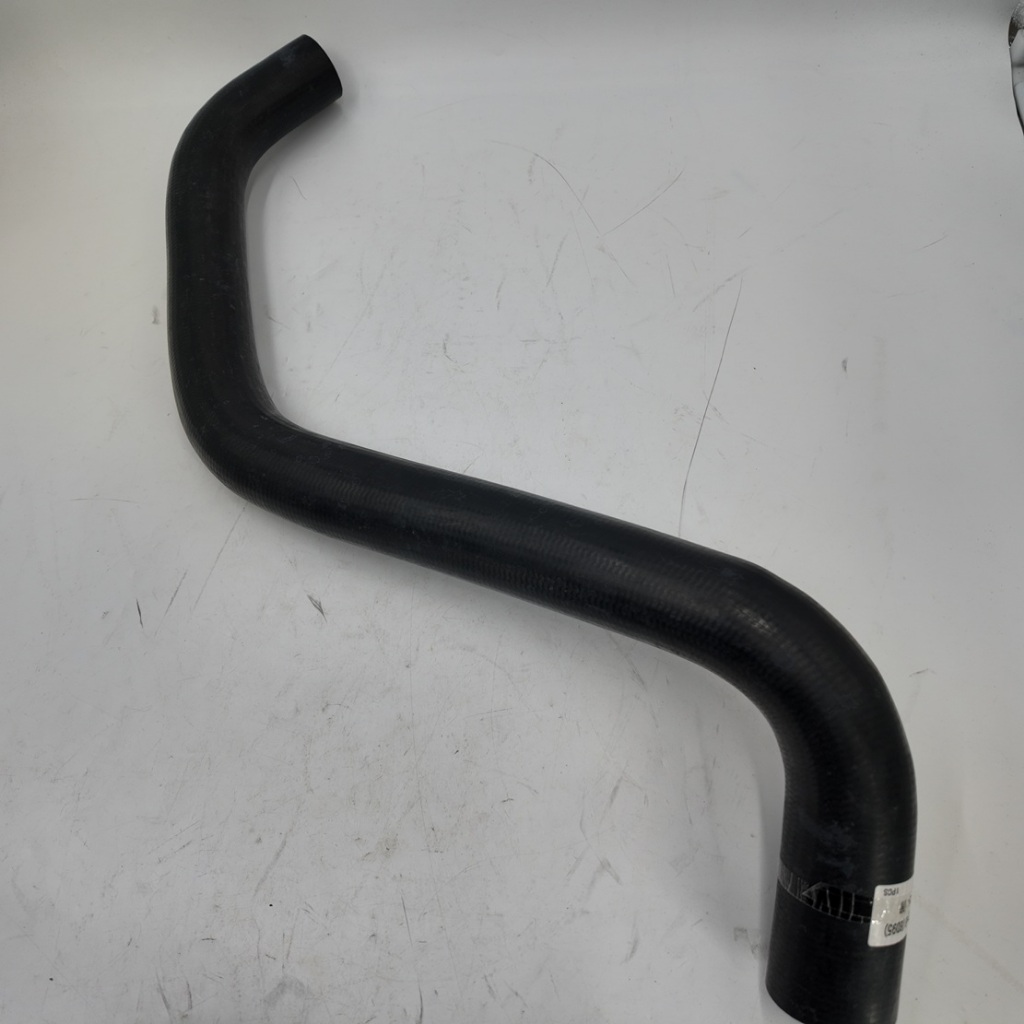 Selang Hose Radiator Bawah Komatsu PC200-6/220-6(6D95)