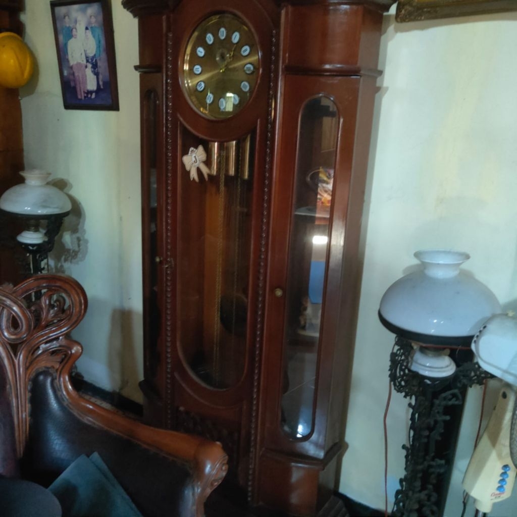 Jam antik Grandmother Junghans
