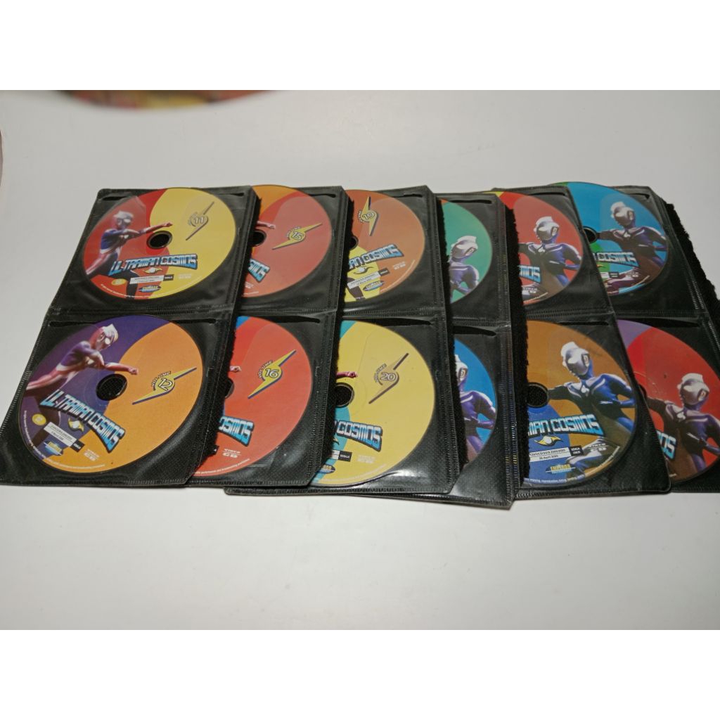 VCD Ultraman Cosmos