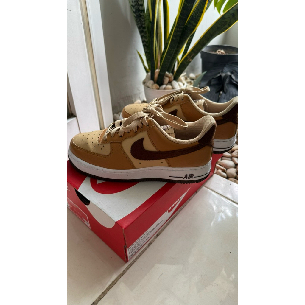 Sepatu NIKE FORCE AIR 1 size 37.5 1x pakai (tanpa box)