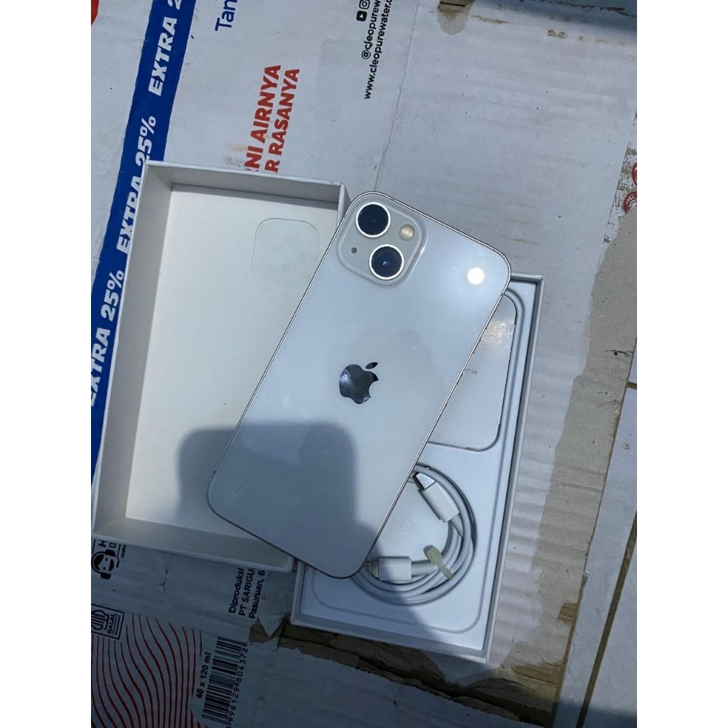 iPhone 13 128 GB min matot