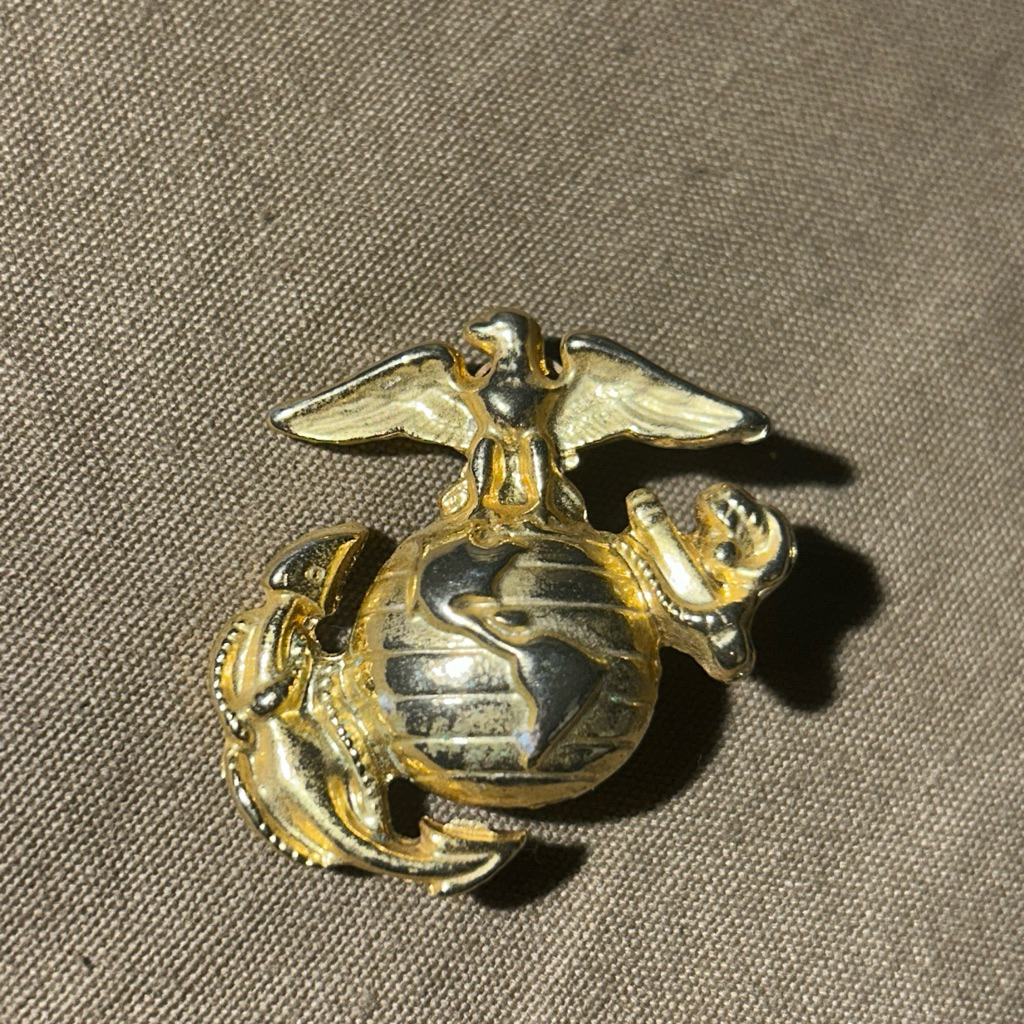Vintage US Marine Corps Eagle, Globe, & Anchor hat pin badge | badge/pin topi Korps Marinir Amerika 