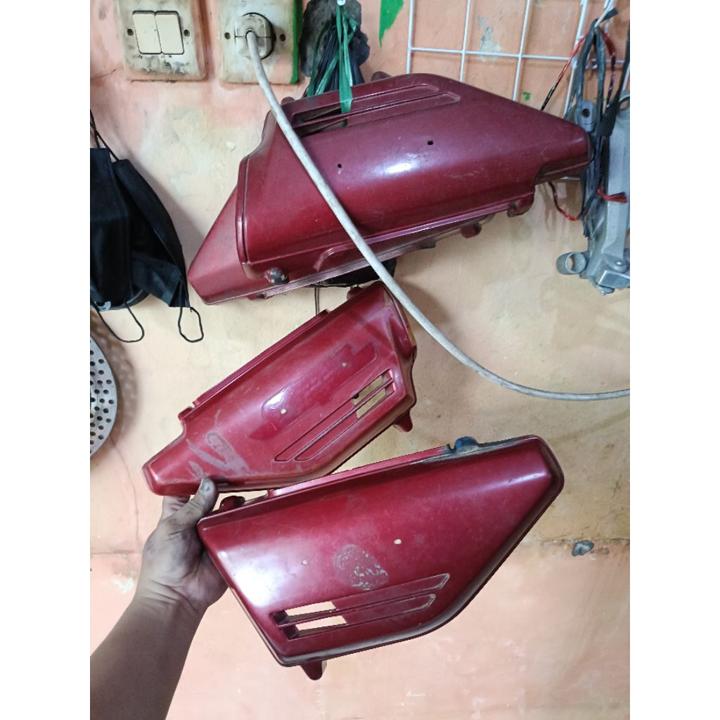 Box aki gl100 original merah