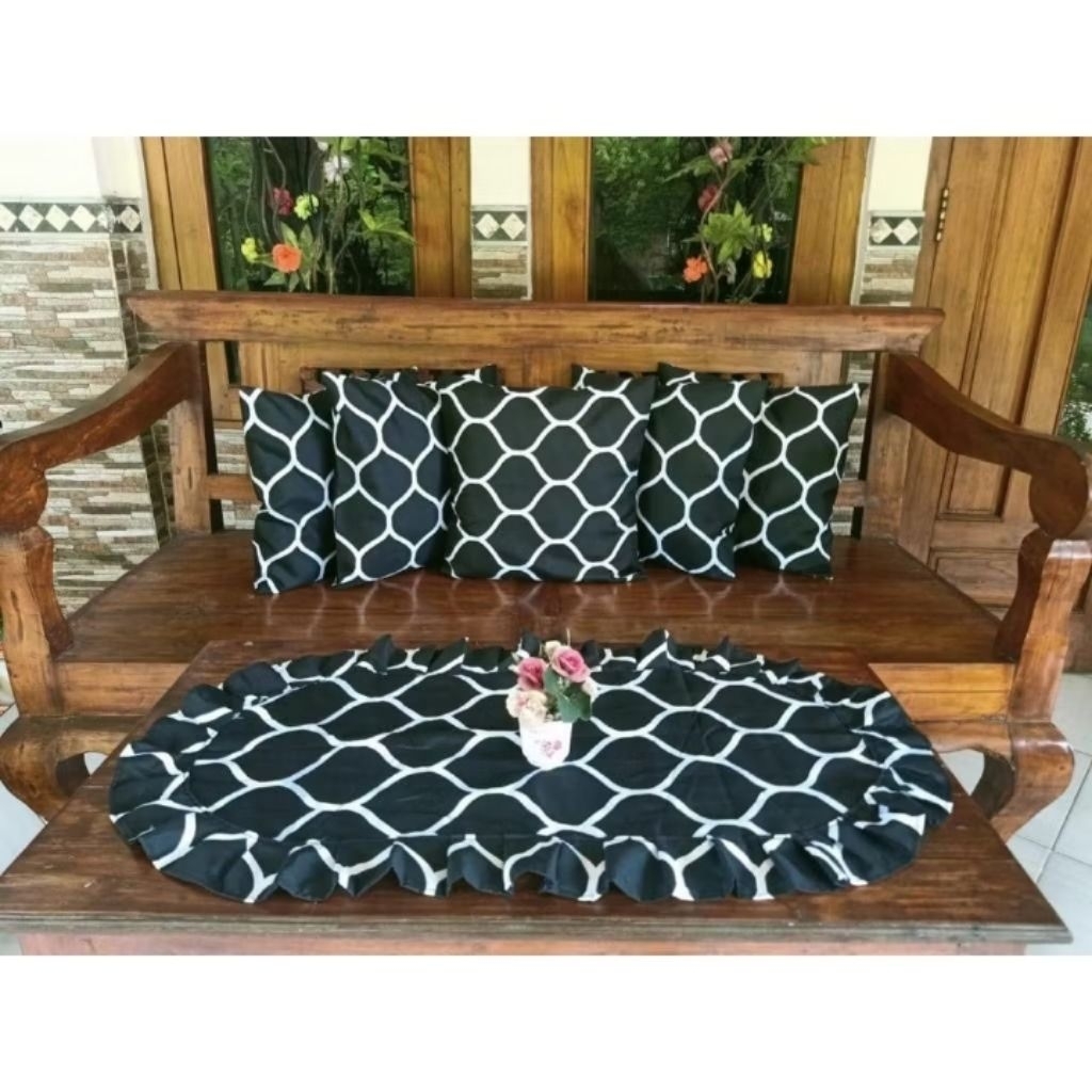 SALE AKHIR TAHUN SET SOFA SEGITIGA/BULAT RUANG TAMU MURAH 5 SARUNG BANTAL SOFA 1 TAPLAK MEJA BANYAK 