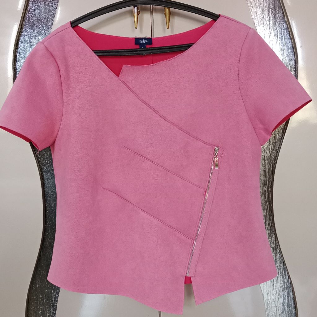 Baju Atasan Wanita Blouse Premium Velvet Bludru Pink merek Nikkou ukuran L LD96cm