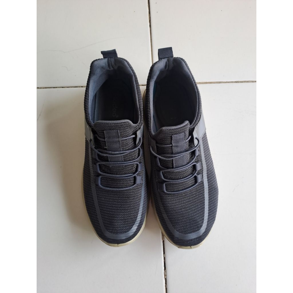 Sepatu Kets Pria FLADEO [PRELOVED]