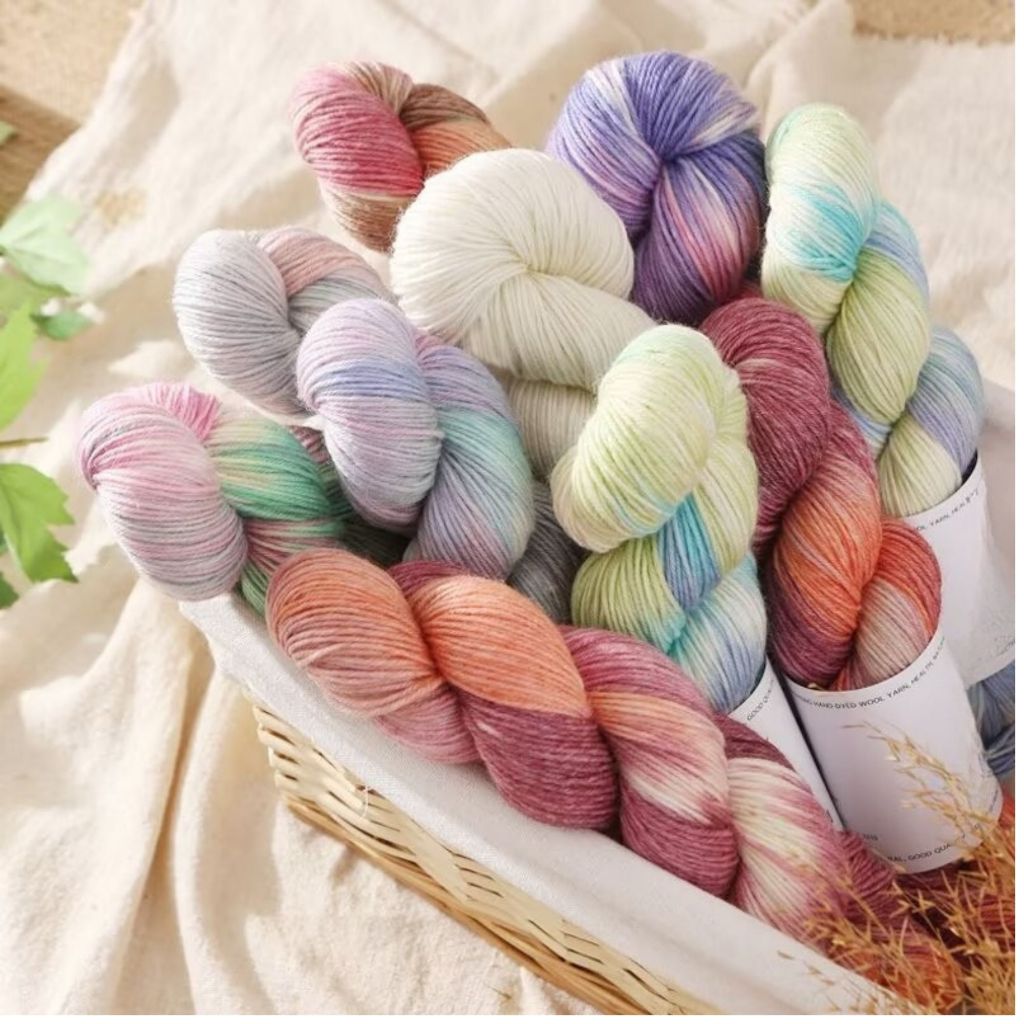 QUEEN - Benang Rajut Alamanda / Hand Dyed Yarn Cotton Yarn / Katun