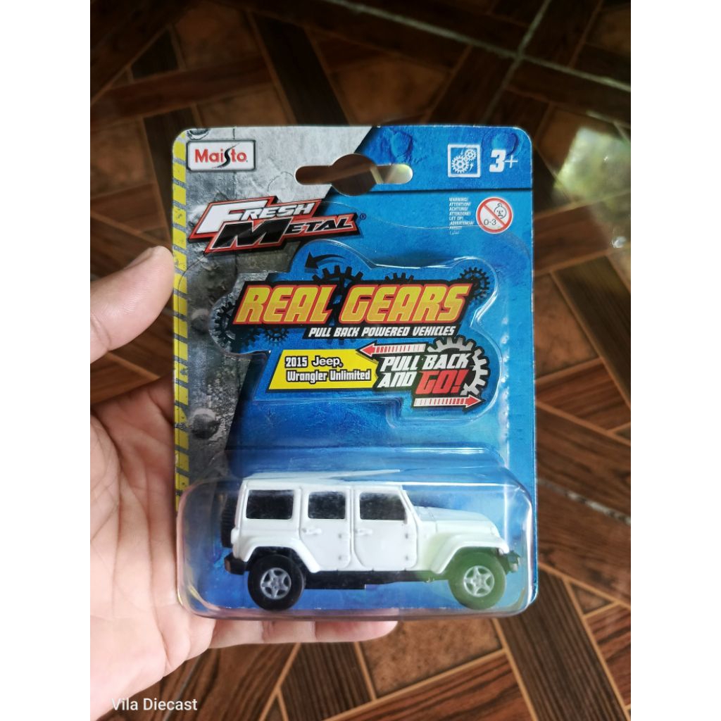 Maisto 2015 Jeep Wrangler Unlimited