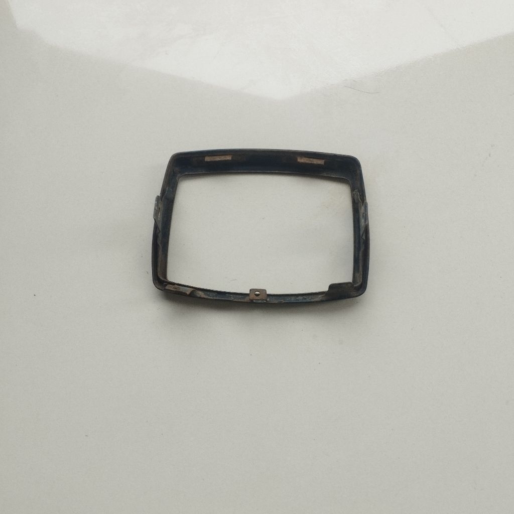 List lampu depan Suzuki RC100 original
