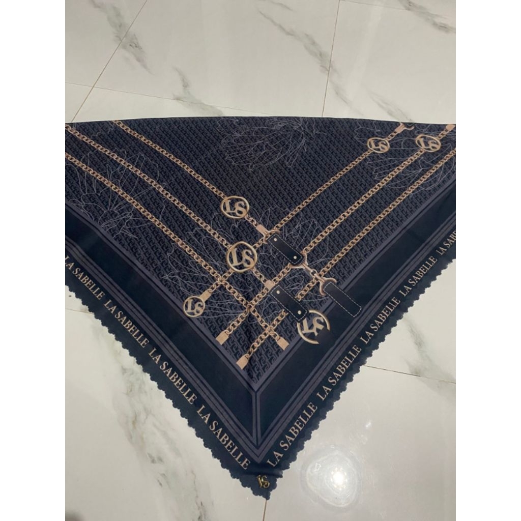 Preloved Lasabelle