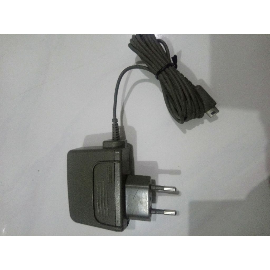 CHARGER NINTENDO DS LITE ORIGINAL  NDS LITE SECOND COPOTAN