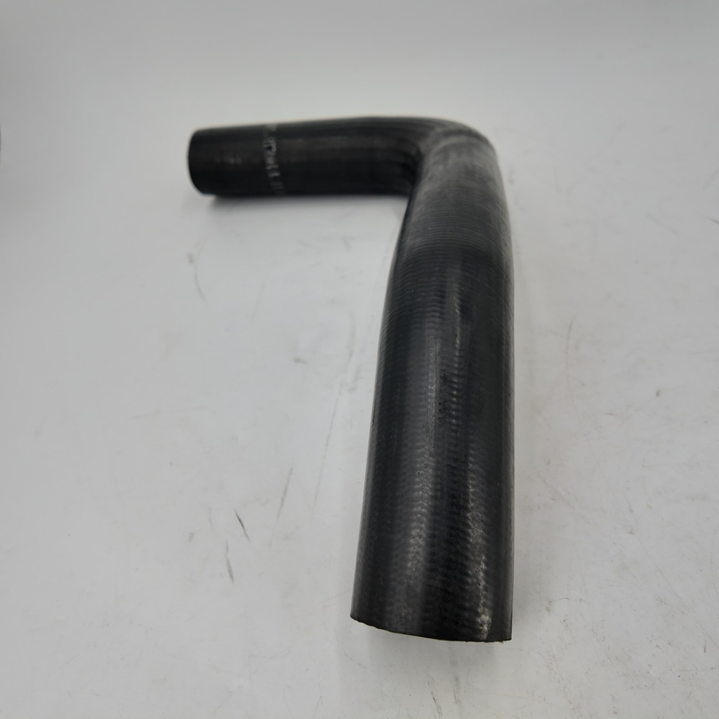 Selang Hose Radiator Atas Kobelco SK200-6 YN05P01046P1