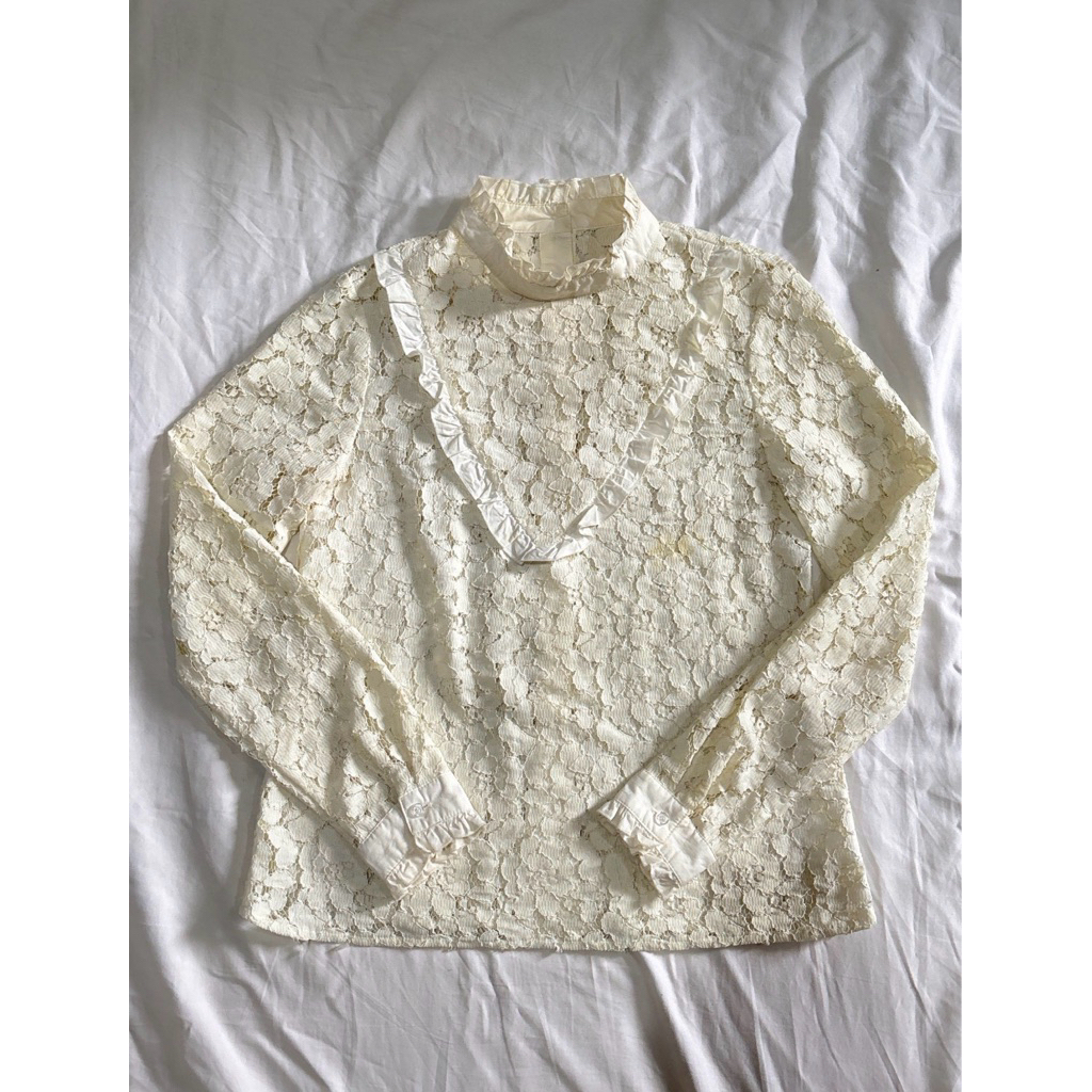 Pomelo lace broken white ivory top long sleeve outer fairycore coquette putih y2k