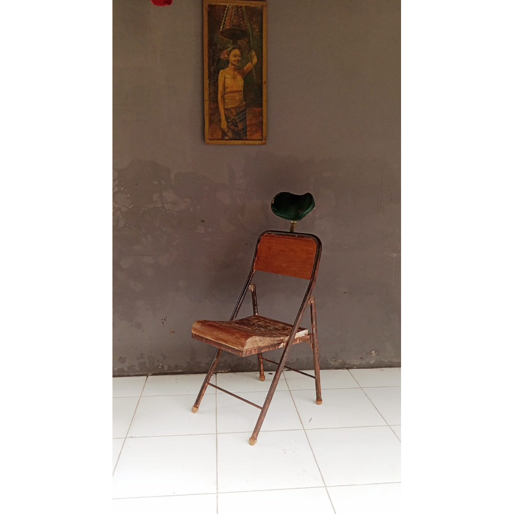 Kursi gigi jaman dulu