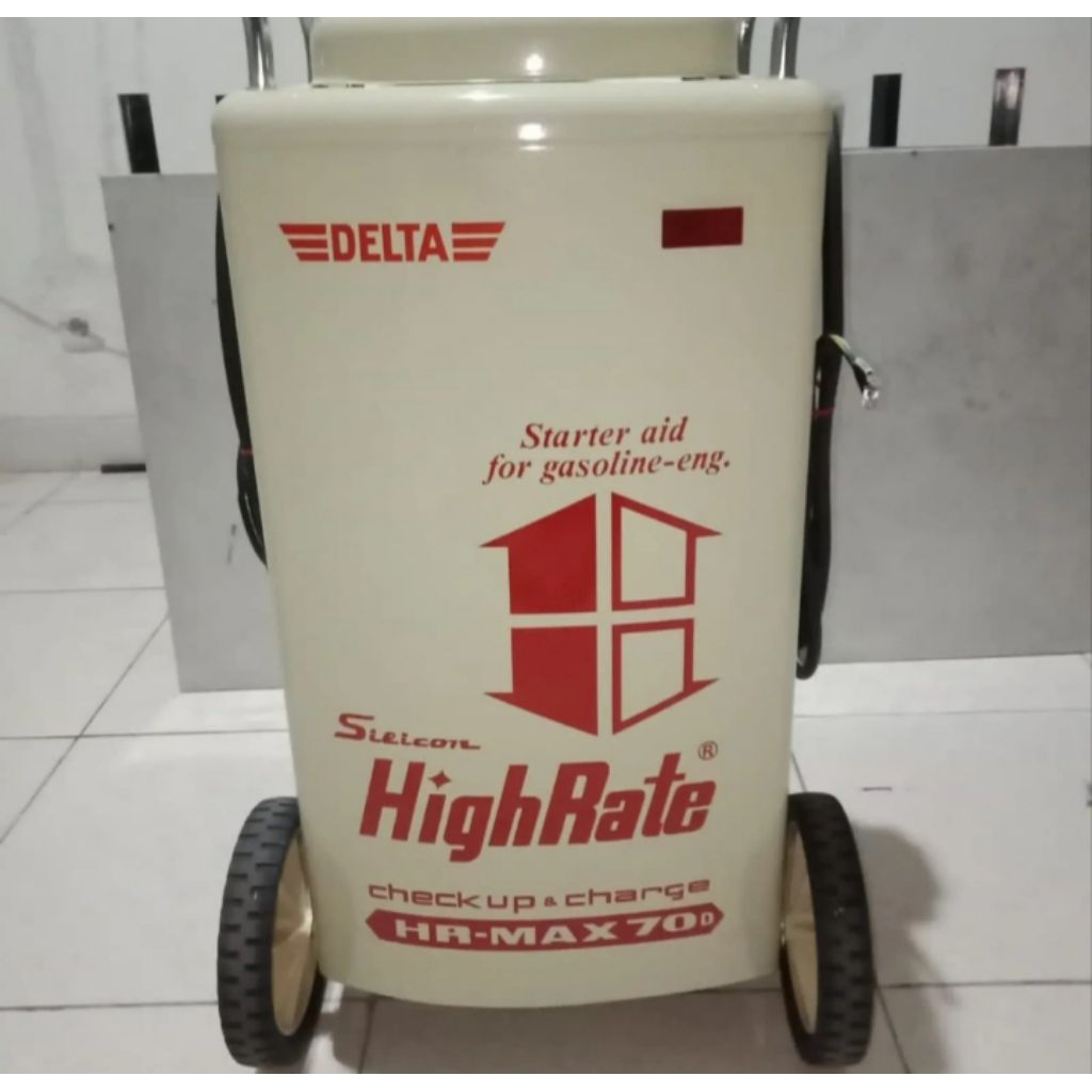 Battery charger DELTA 100A / PENGISI DAYA AKI 100A