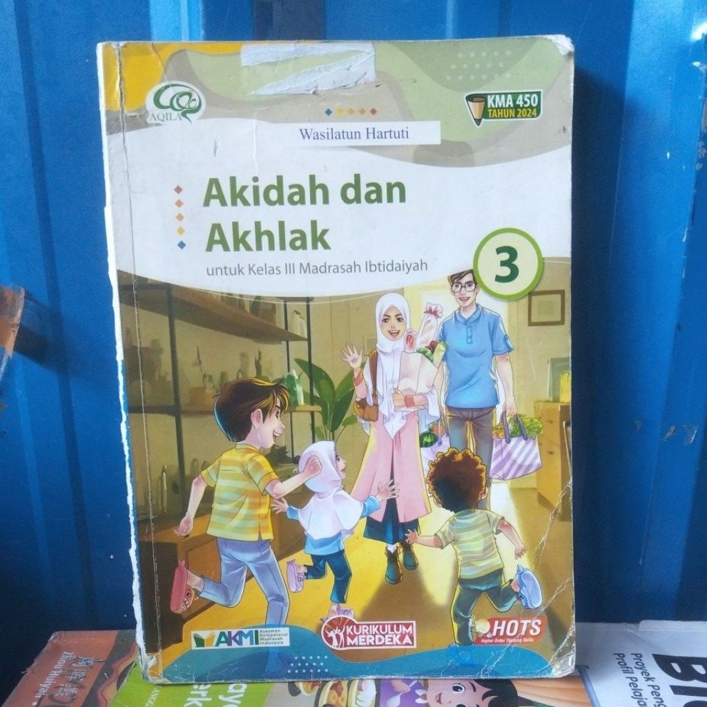 akidah dan akhlak kelas 3 mi