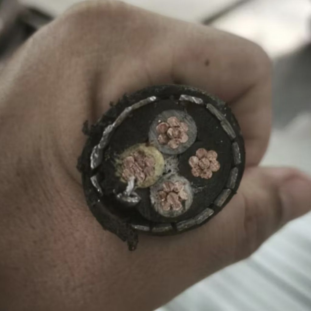 kabel NYFGBY 4x35mm Kabelindo kabel tanam armor 4x35mm NYFGBY