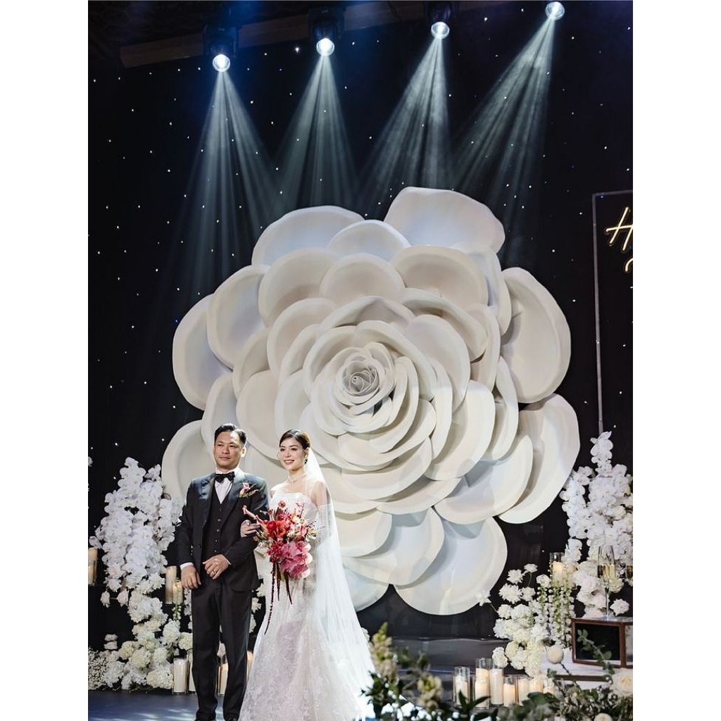 Bunga Backdrop Jumbo 2 Meter Hiasan Wedding Dekorasi / Giant Flower Backdrop