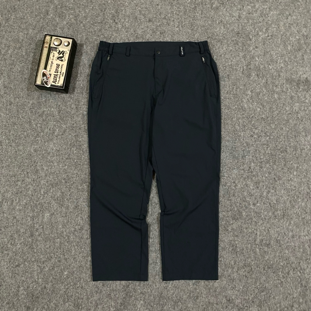Celana outdoor MOUNTIA (size 32-33) WATERPROOF