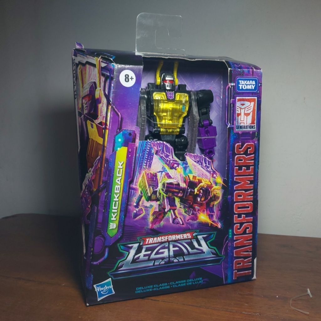 Transformers Legacy kickback
