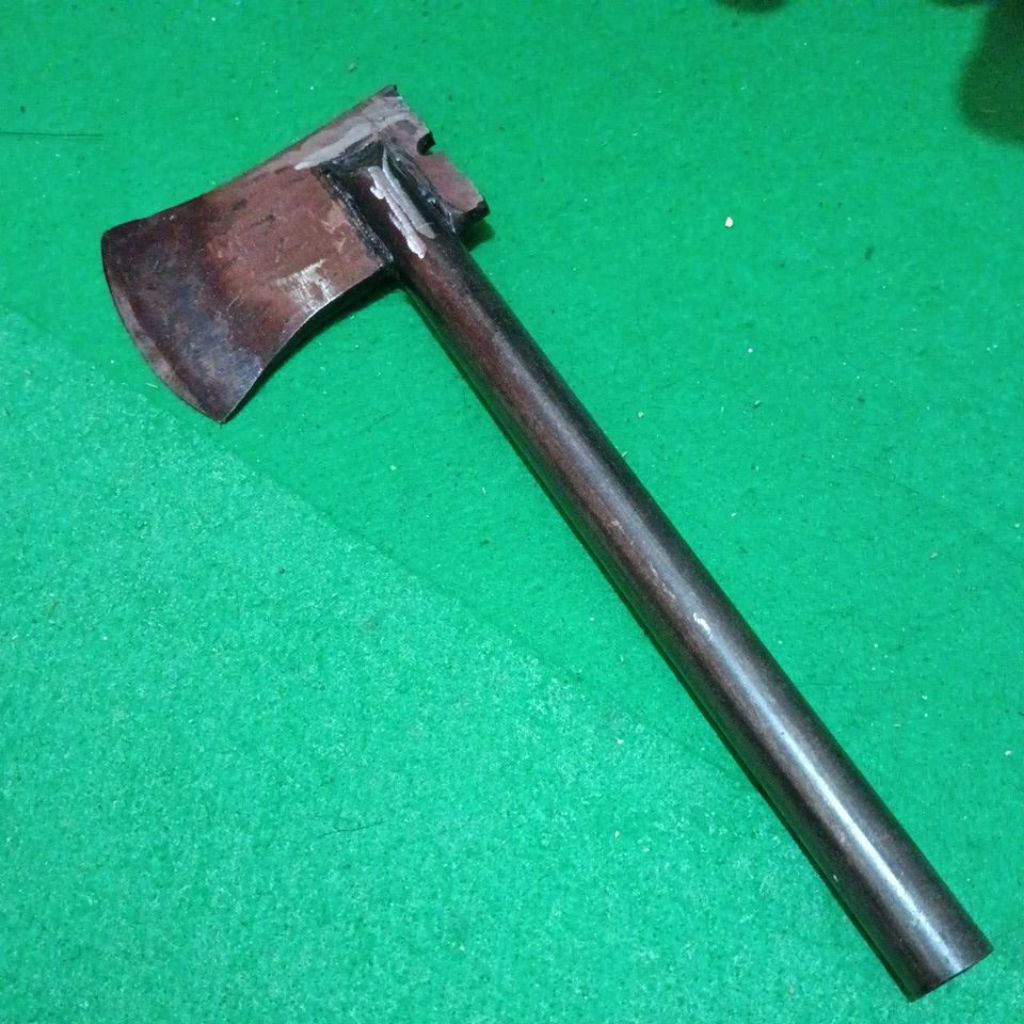 kapak per tebang kayu gagang besi (GAPIT)