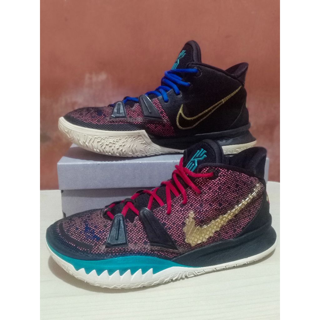 sepatu basket/volli second size 45