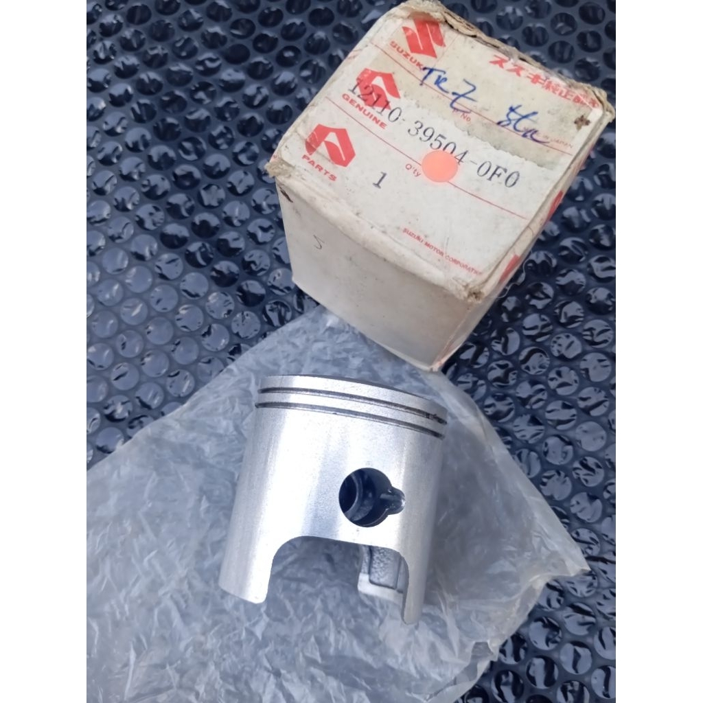 Piston seher Original Suzuki TRS TRS118 TRZ NOS