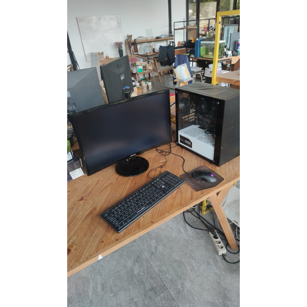 Komputer PC bekas arsitek dan content creator