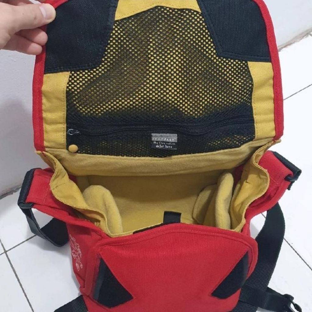 CRUMPLER THE FIVE MILLION DOLLAR HOME versi canon