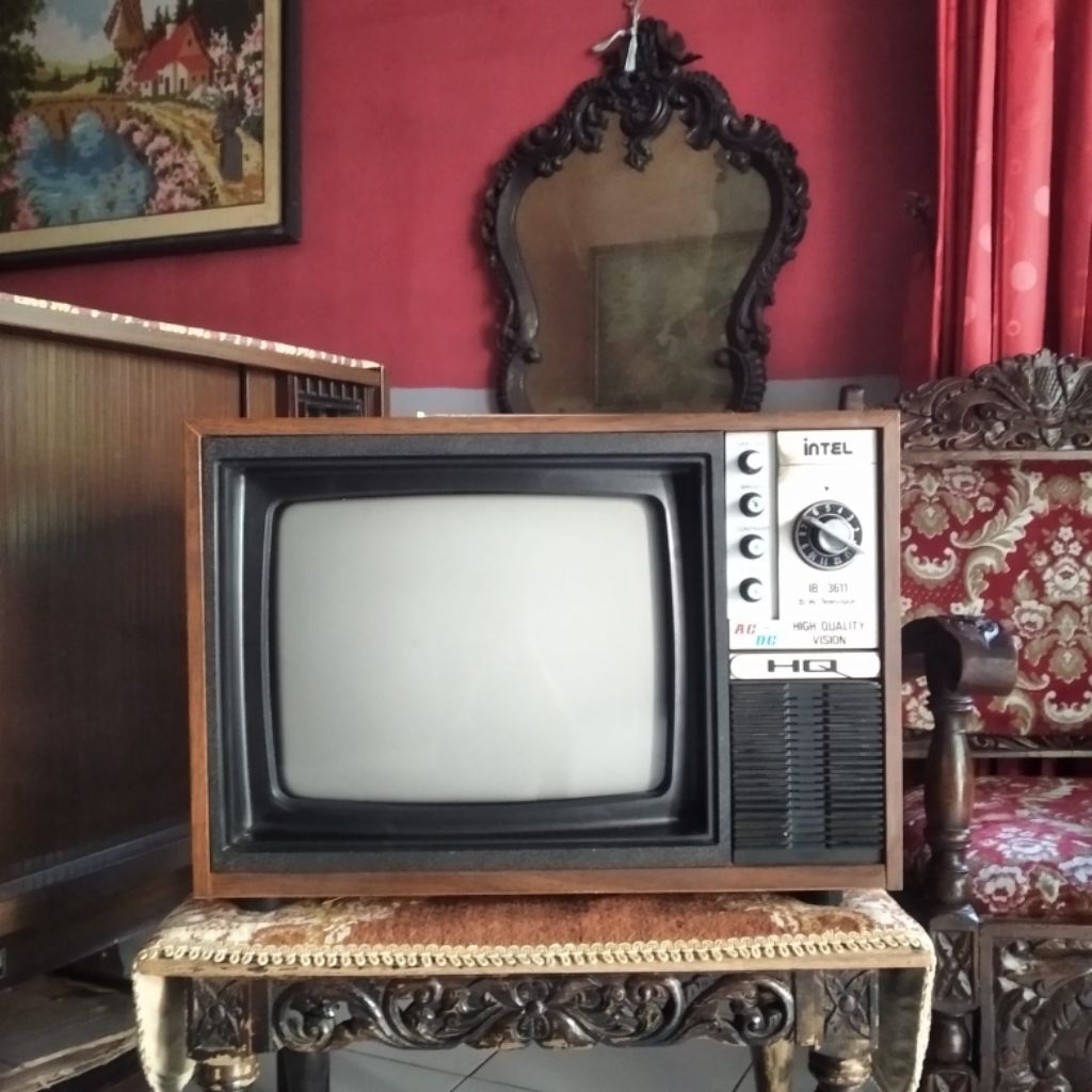 Tv televisi jadul antik vintage merk intel lawas kuno