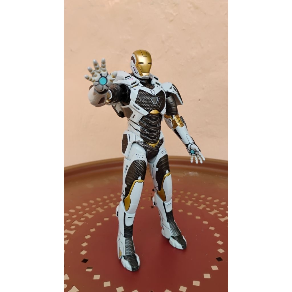 ZD Toys Iron Man Mark 39 Starboost