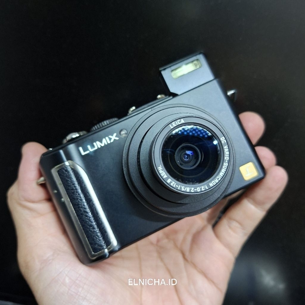 kamera digital digicam poket lumix LX3