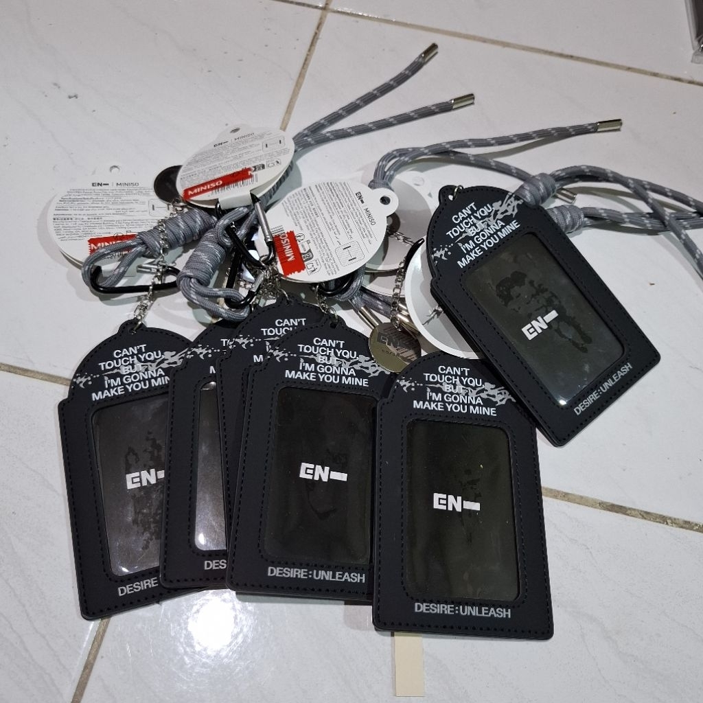 CAHOL ENHYPEN X MINISO CARD HOLDER CAHOL MINISO ENHYPEN READY SIAP KIRIM