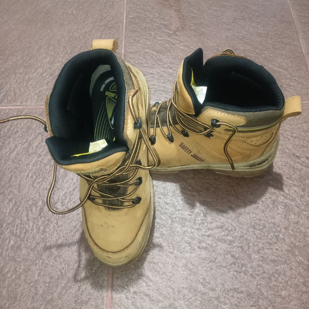 SepatuSafetyJoggerUltimaS3second