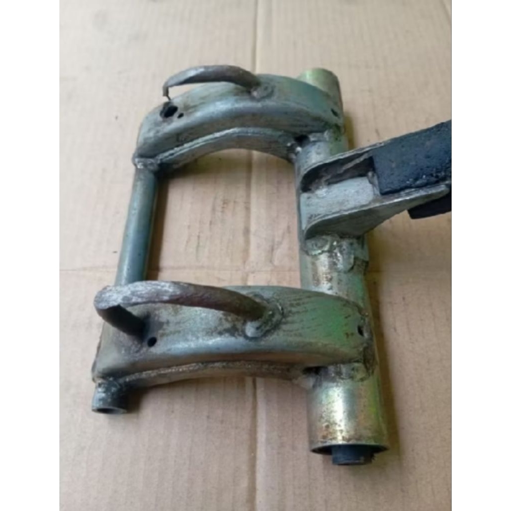 MOUNTING ARM/HONDA VARIO KARBU 110 CW/VARIO THECNO 110/ORIGINAL COPOTAN