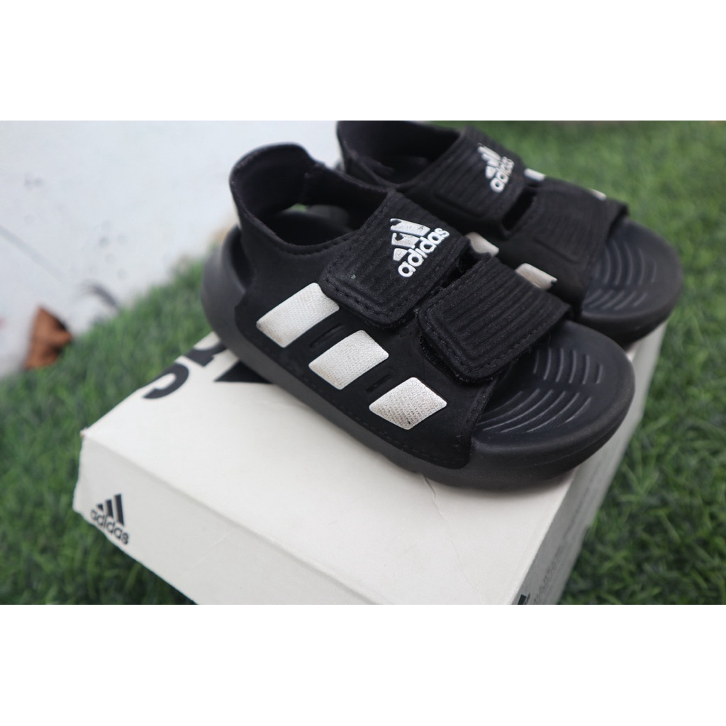 Adidas Altaswim 2.0 (Preloved)