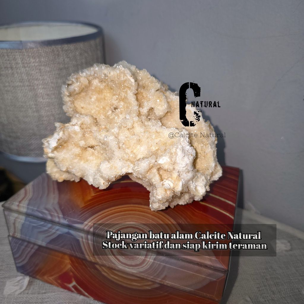 Calcite Natural Kristal Asli - Pajangan Batu Kristal Unik & Natural