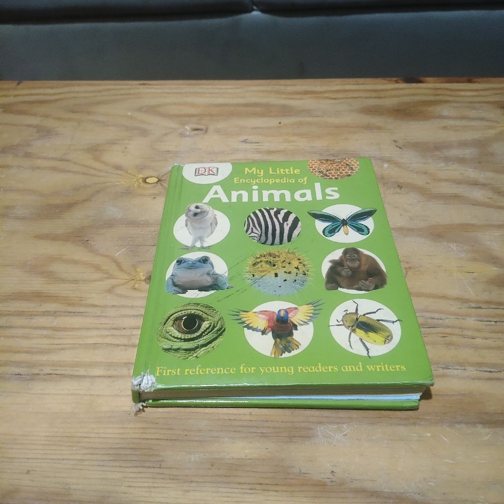 Buku My Little Encyclopedia of Animals