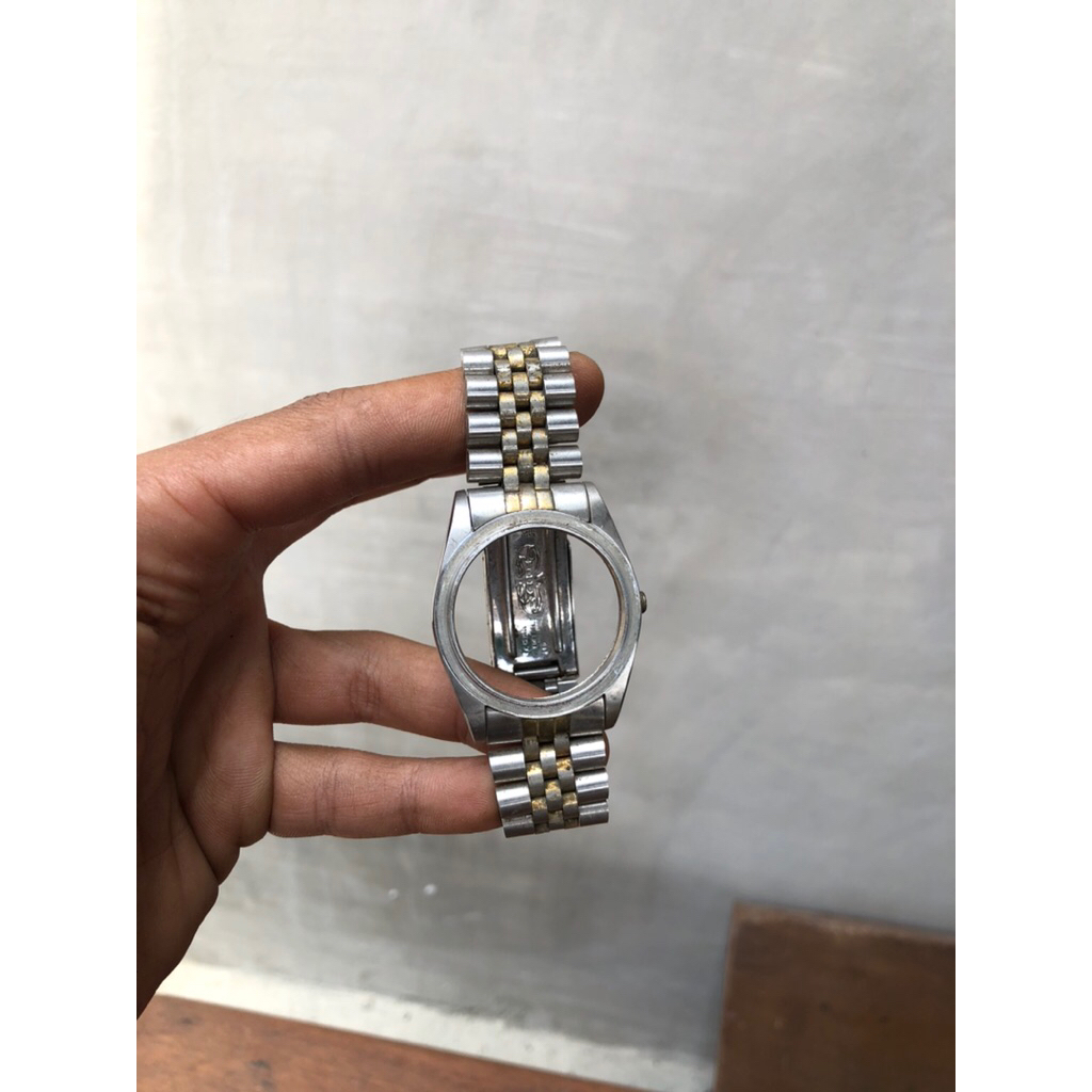 Tempat jam tangan krepyak jadul