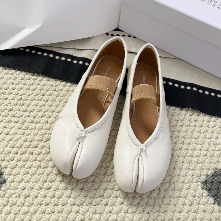 ORI Maison Margiela MM6 sepatu jari klasik, sepatu datar